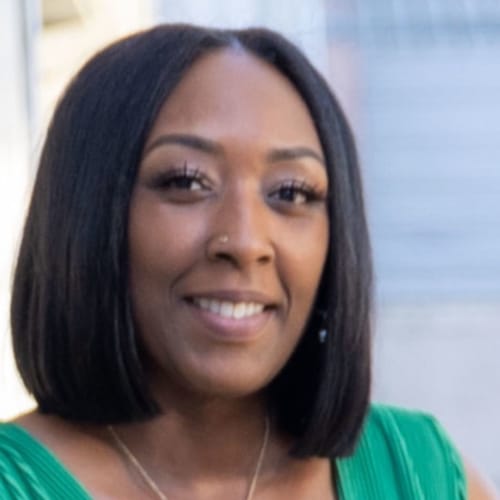 Headshot of Lasharyl Barton-Collum, APRN_NP