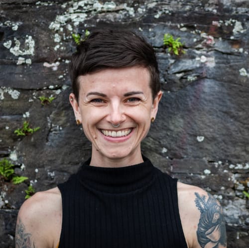 Headshot of Yana Tallon-Hicks, MFT_OUT_OF_STATE