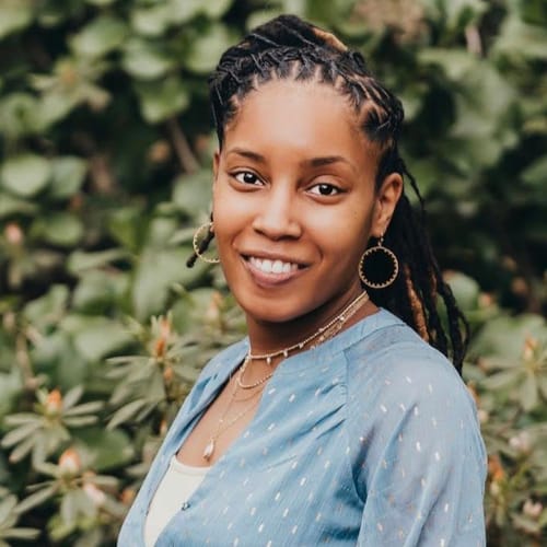 Headshot of Toquise Davis, LPC