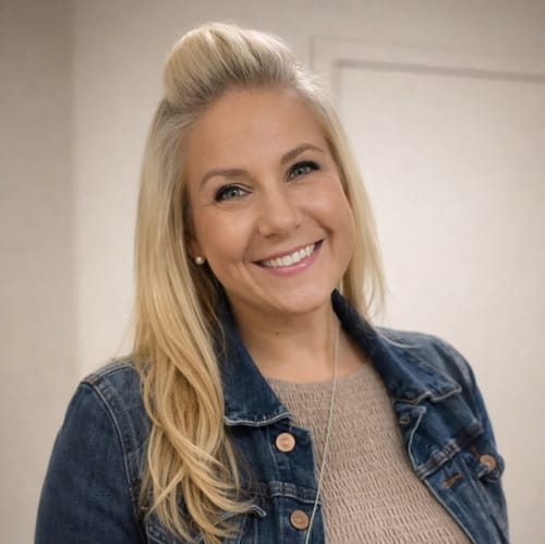 Headshot of Jennifer Barnett, LMHC