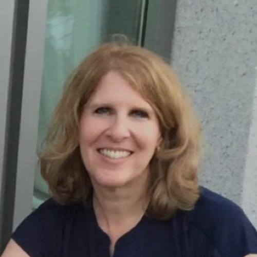 Headshot of Shari Gilbert, LMFT