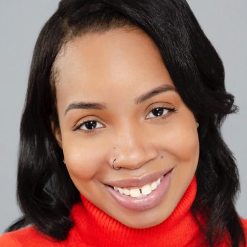 Headshot of Denae Stallings, LCSW