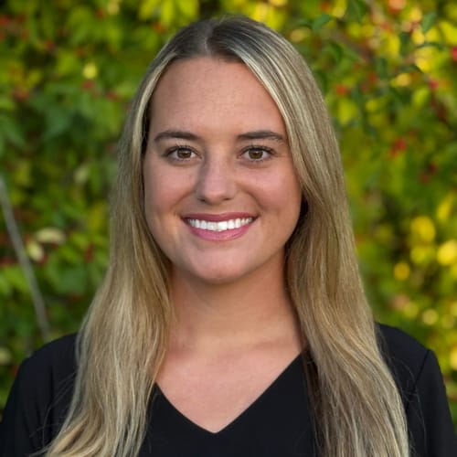 Headshot of Nikki Willhelm, LCSW