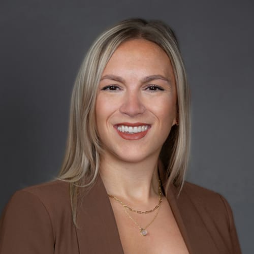 Headshot of Amanda Powell, LMHC