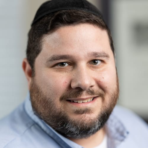 Headshot of Shimmie Dreyfuss, LMHC