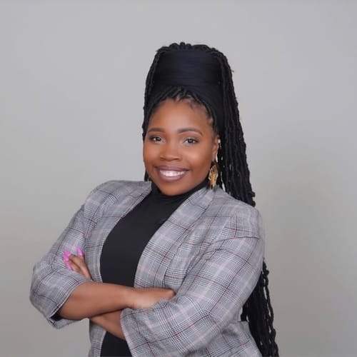 Headshot of LaShawn Adams, LPC
