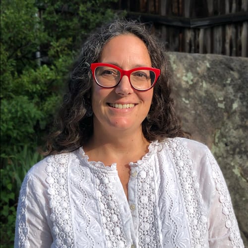Headshot of Beth Rossi, LCSW