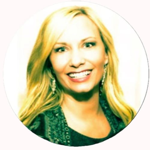 Headshot of Lisa Utt, APRN_NP