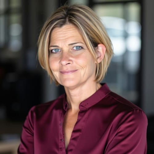 Headshot of Alice Schuh, LSCSW
