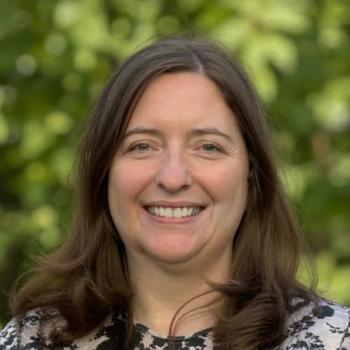 Headshot of Tara Finzel, LICSW