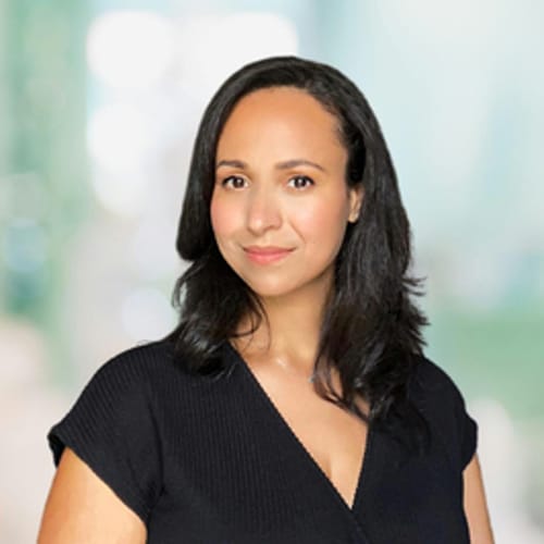 Headshot of Ruth Ackerman-Offer, LCSW