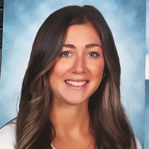 Headshot of Gabrielle Navarra, LMHC