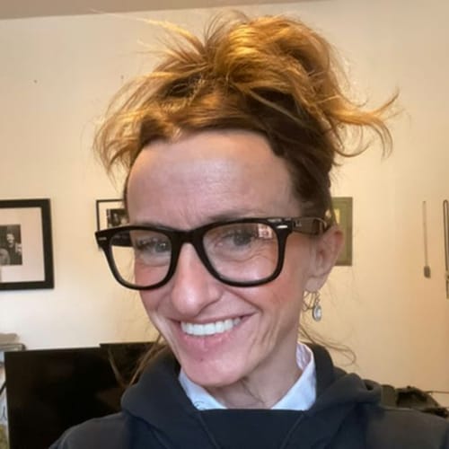 Headshot of Kelly Walsh, LISW_S