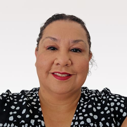 Headshot of Roxana Alas, LCSW