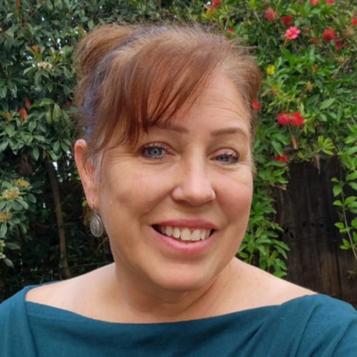 Headshot of Beth Dipietro, LCSW