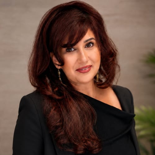 Headshot of Angela Ovakimyan, LMFT