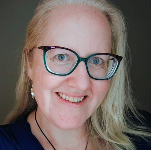 Headshot of Heather-Leigh Nies, LCSW