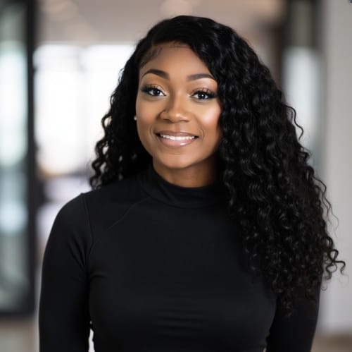 Headshot of Shakeyau Jackson, LCSW