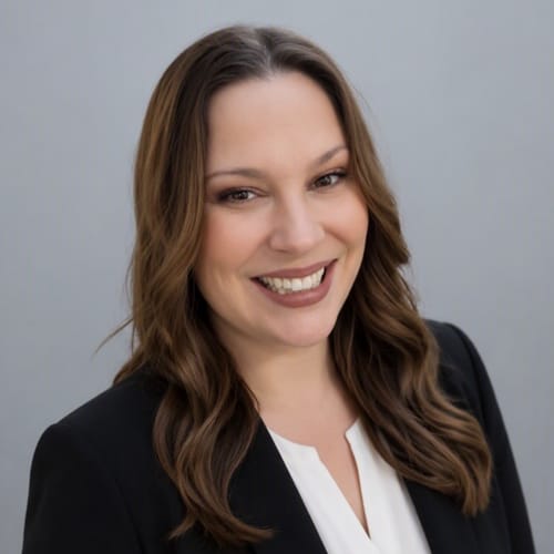 Headshot of Ashley Frutos, LPC