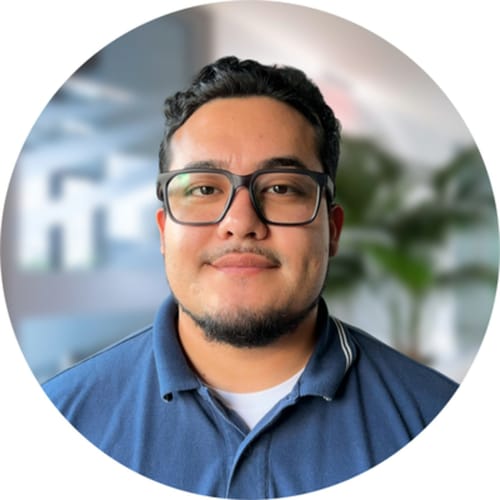 Headshot of Edwin Guzman, LCPC
