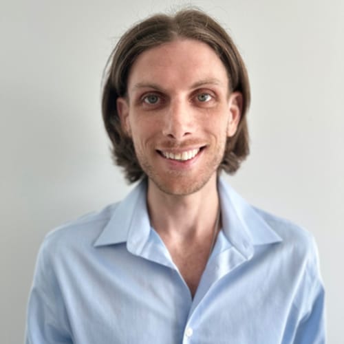 Headshot of Michael Lenok, LMHC