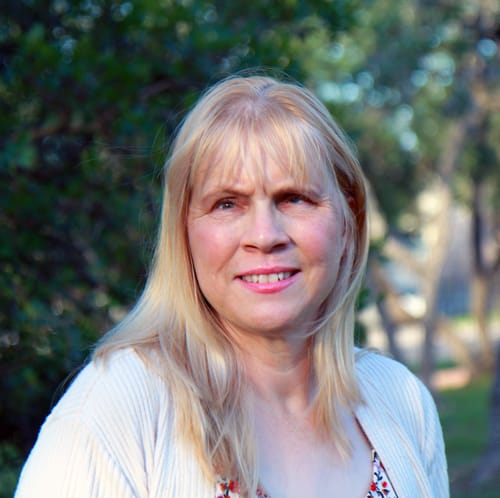Headshot of Dawn Scott, LPC