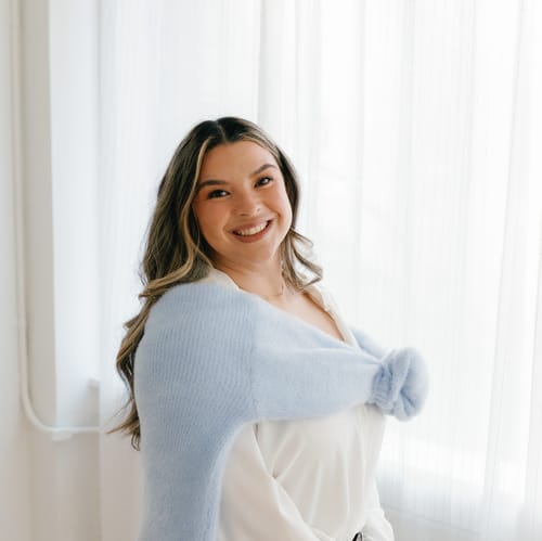 Headshot of Catherine Thomas, LICSW