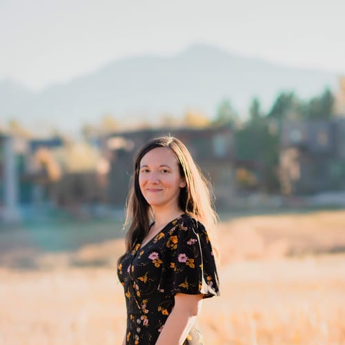 Headshot of Amanda Smith, LCSW