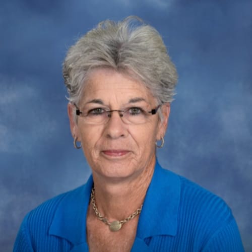 Headshot of Annella Dixon, LMHC