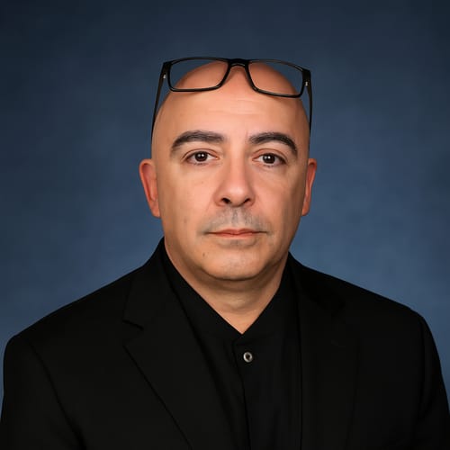 Headshot of Luis Febus, APRN