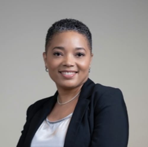 Headshot of Lisa Walker, LCPC