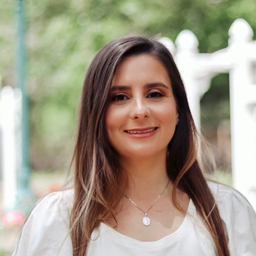 Headshot of Olga Pabon, LCSW
