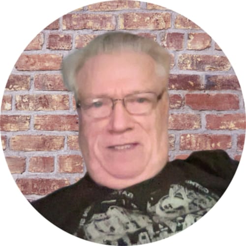 Headshot of Stephen Gunsallus, LPC