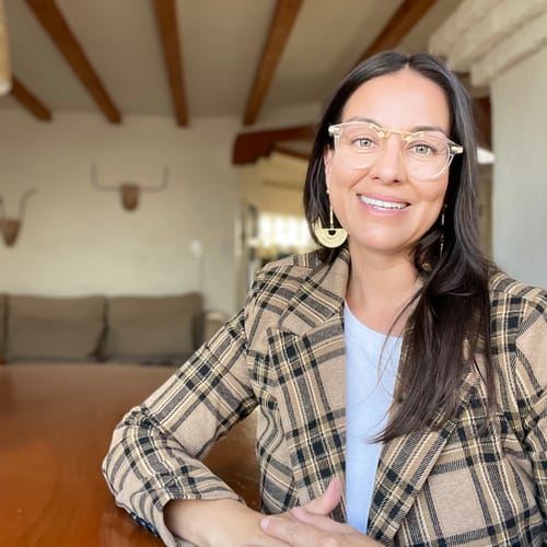 Headshot of Julia Duran, LPC