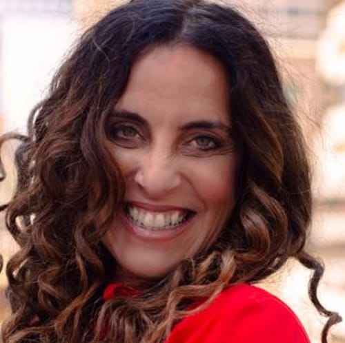 Headshot of Doree Farina, LMFT