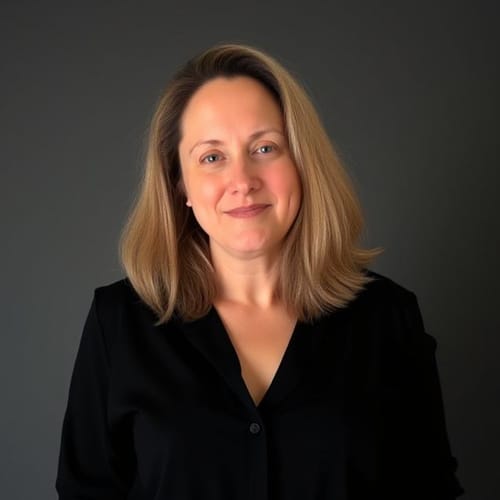 Headshot of Elizabeth Stivers, LC