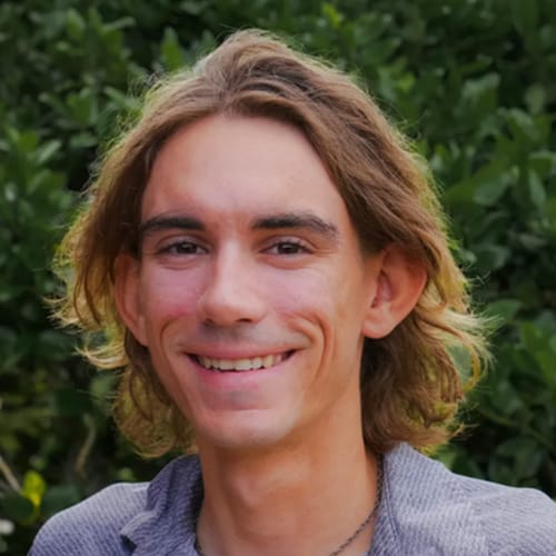 Headshot of Nicholas Hundley, LCSW_OUT_OF_STATE