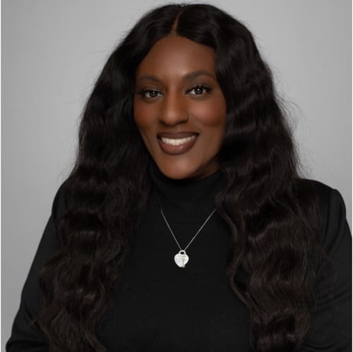 Headshot of Shalonda Scott, LCSW