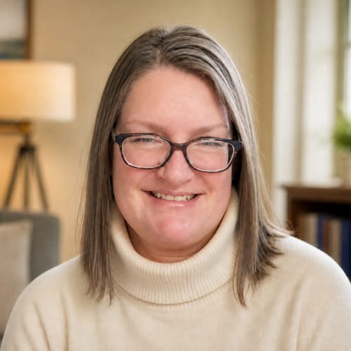 Headshot of Julie Hall, LMHC