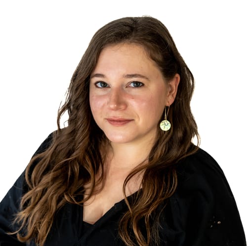 Headshot of Laura Harder, LPC