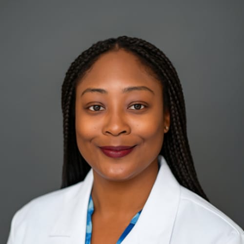 Headshot of ShunQuita Greene, APRN