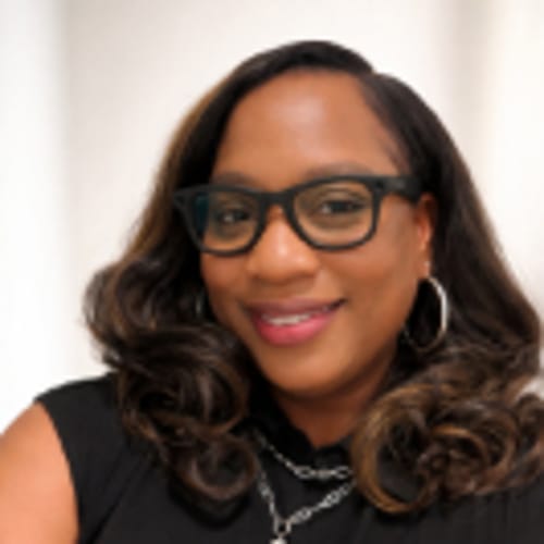 Headshot of LaToya Burke, LCSW
