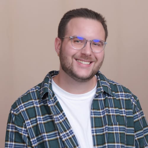 Headshot of Cole Stevens, LCSW