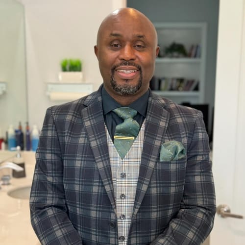 Headshot of Kayode Oluwayomi, APRN