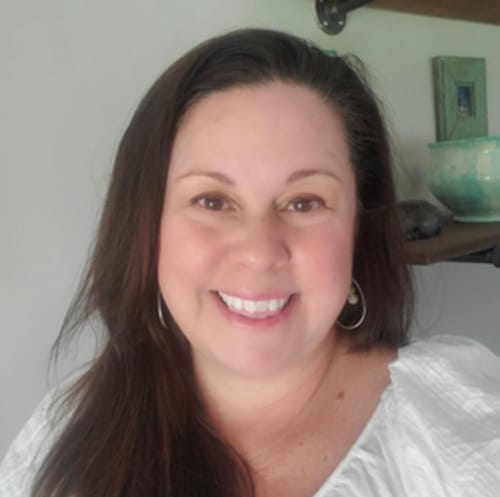 Headshot of Lori Brinkley, LCSW