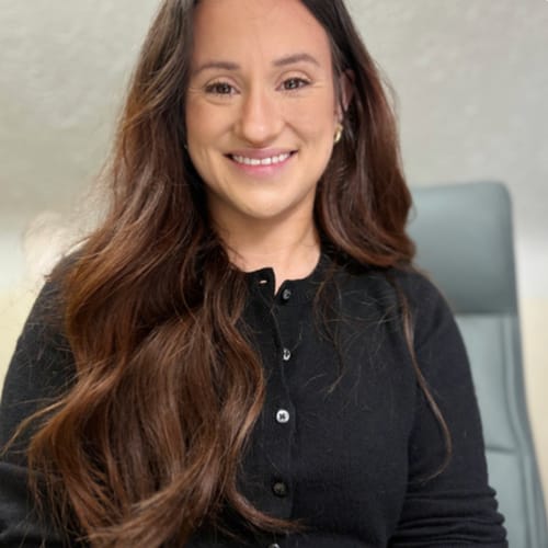 Headshot of Leah Murray, LMHC