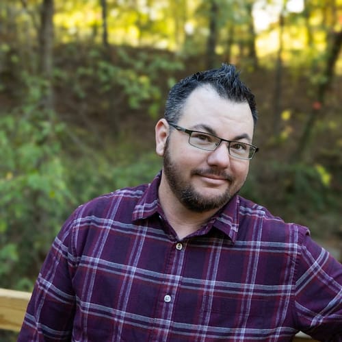 Headshot of TJ Kingsbury, LCSW