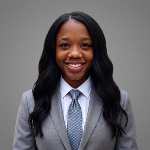 Headshot of Achanté Andrews, LCADC