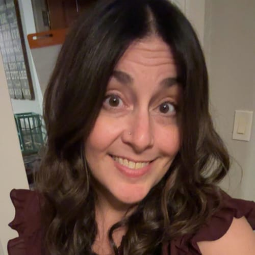 Headshot of Sarah Yukna, LICSW