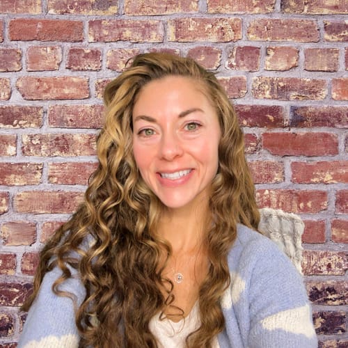 Headshot of Lacy Allen Watkins, LMHC